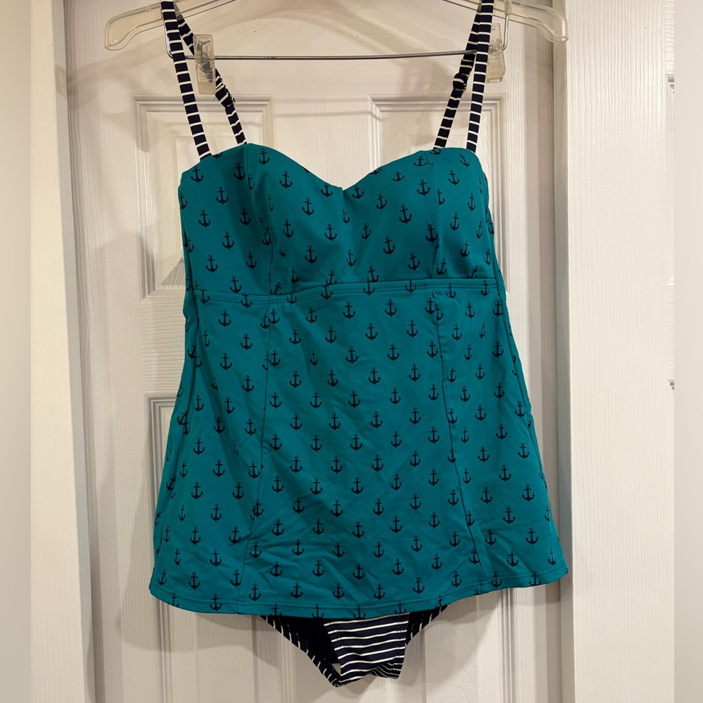 Tommy Bahama One Piece Anchor Swimsuit